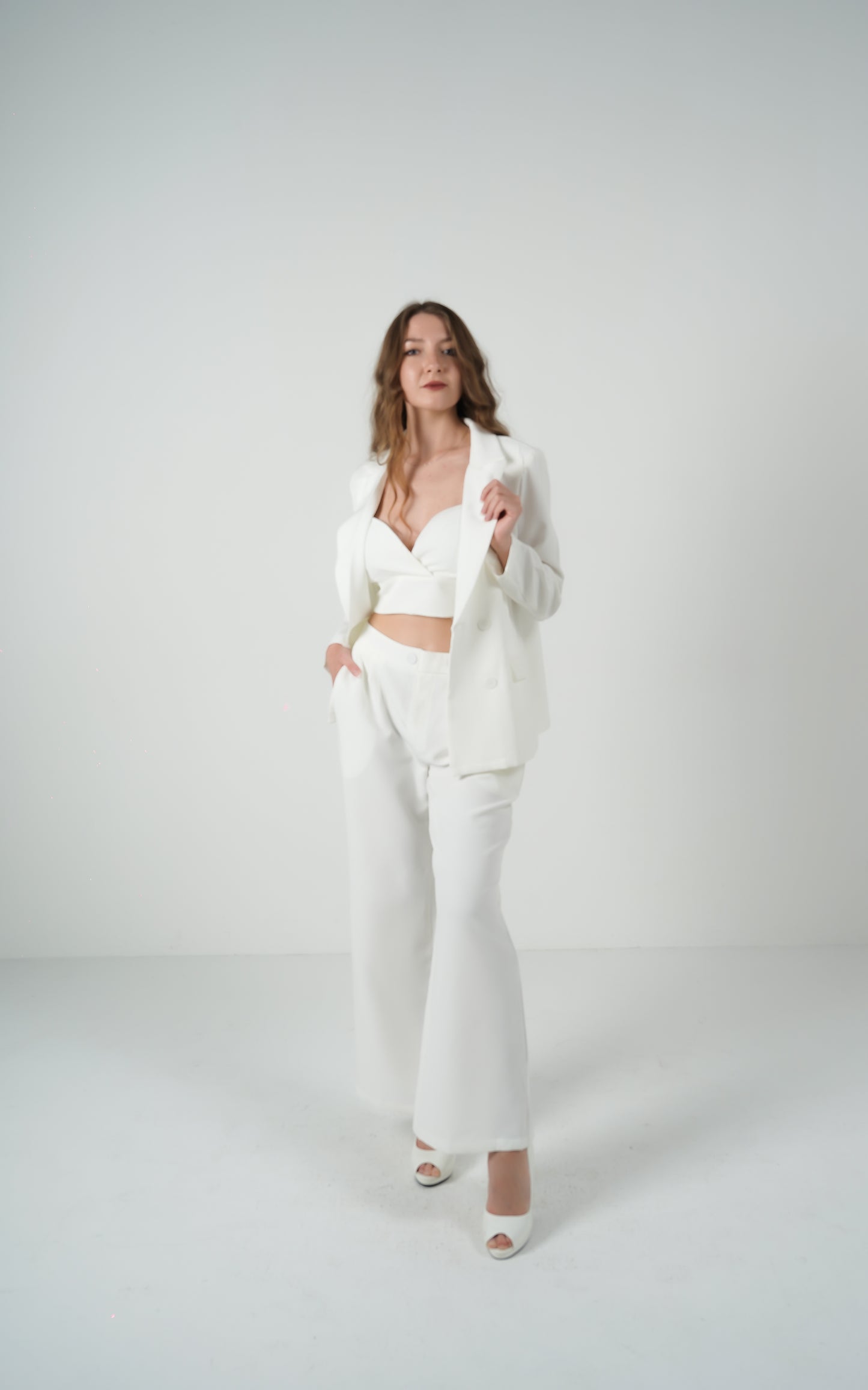 Iconic Elegance Blazer Trio White