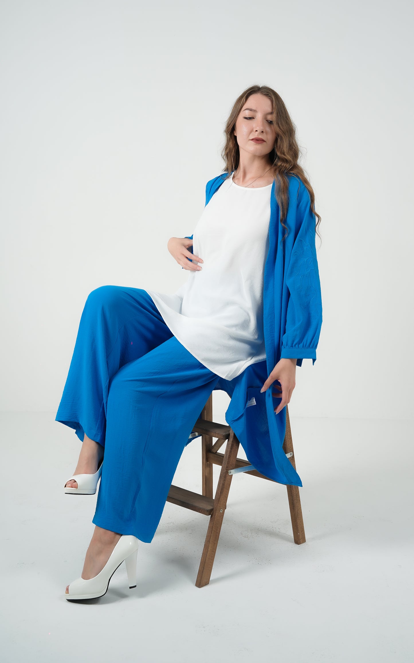 Modest 3-Piece Set in Electric Blue