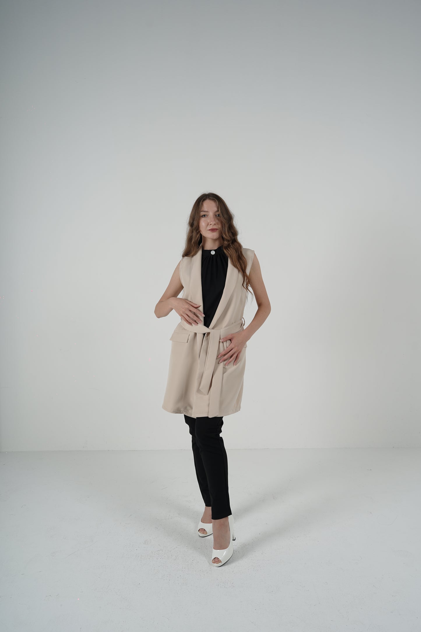 Structured Minimalist Half-Sleeve Vest – Sand Beige