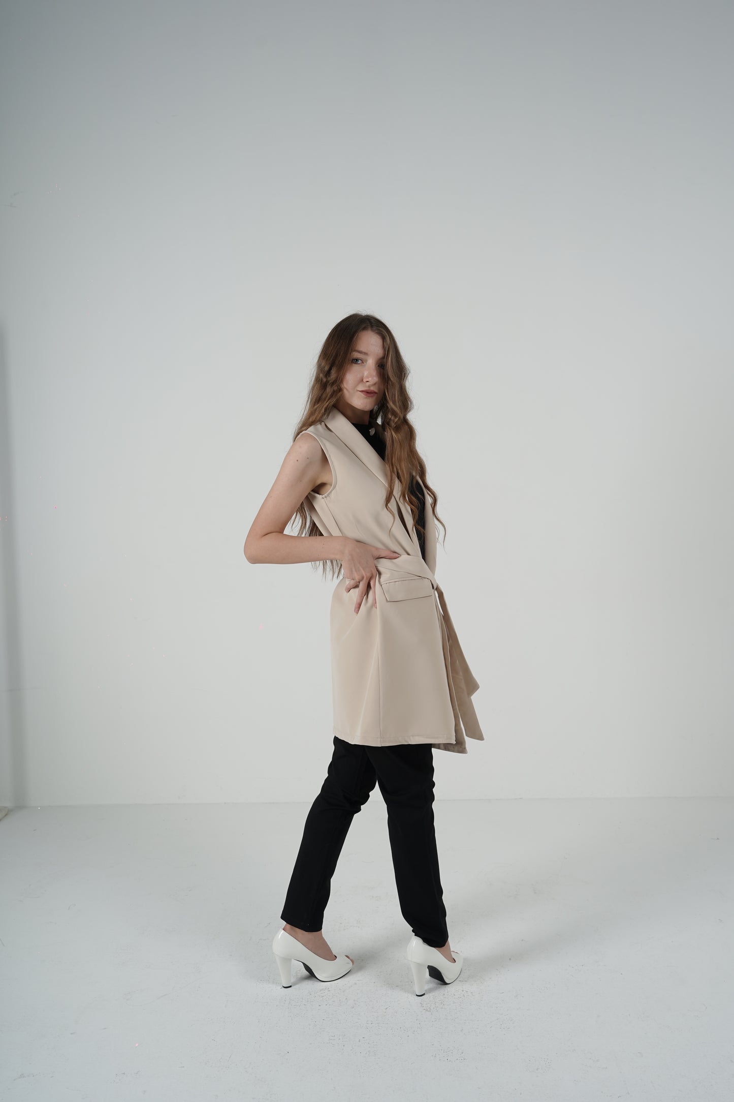Structured Minimalist Half-Sleeve Vest – Sand Beige