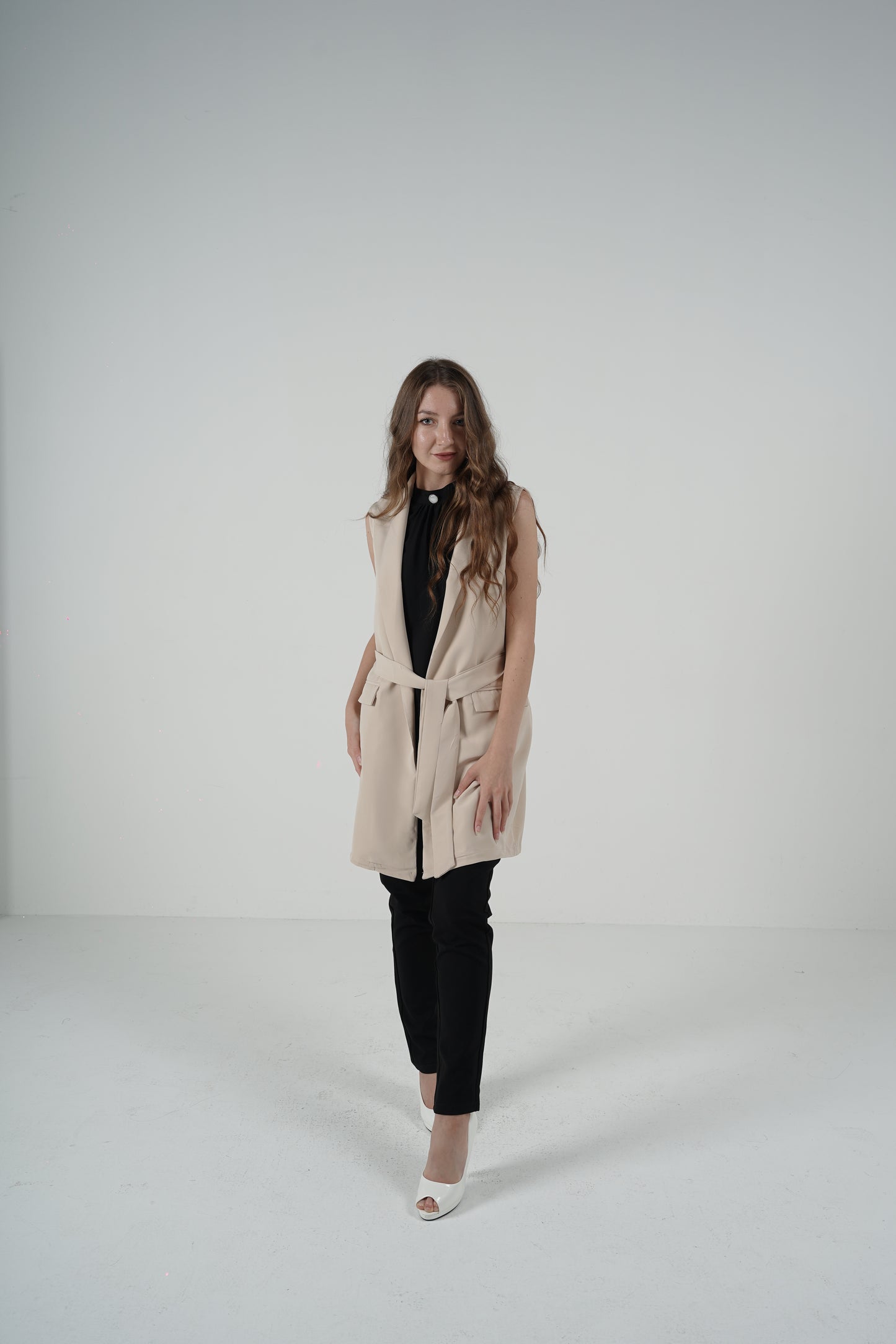 Structured Minimalist Half-Sleeve Vest – Sand Beige